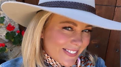 Farmer Wants a Wife star Sam Armytage struck down。